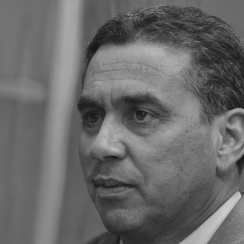 Carlos Mendoza, Director Financiero